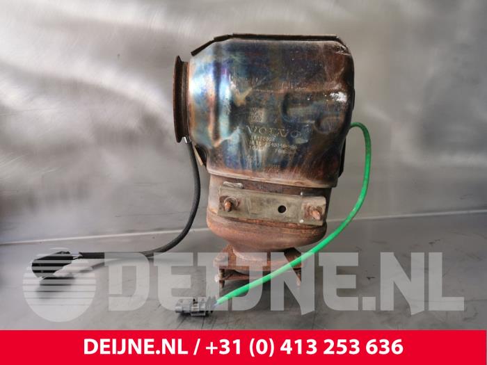 Gebrauchte Katalysator Volvo V40 (MV) 2.0 T3 16V Preis € 350,00 Margenregelung angeboten von van Deijne Onderdelen Uden B.V.