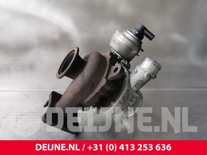 Gebrauchte Turbo Volvo V60 I (FW/GW) 2.0 D3 20V Preis € 150,00 Margenregelung angeboten von van Deijne Onderdelen Uden B.V.