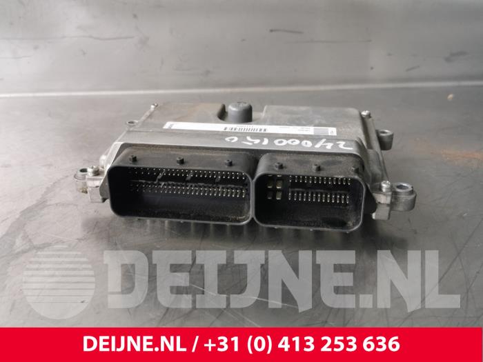 Used Engine management computer Volvo S40 (MS) 2.4 20V Price € 50,00 Margin scheme offered by van Deijne Onderdelen Uden B.V.