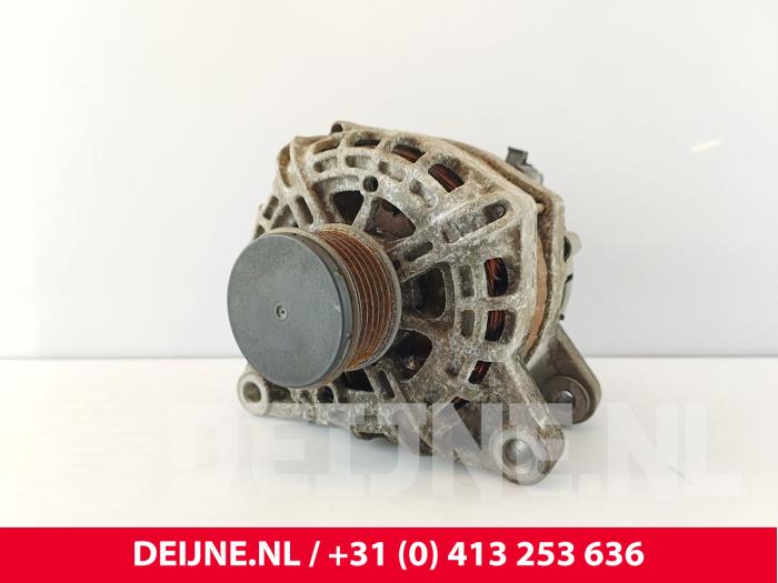 Begagnade Dynamo Citroen Jumpy 1.5 Blue HDi 120 Pris € 133,10 Inklusive moms erbjuds av van Deijne Onderdelen Uden B.V.