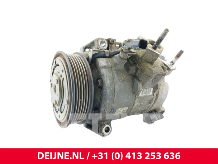 Usagé Pompe clim Ford Transit Custom 2.0 TDCi 16V Eco Blue 130 Prix € 193,60 Prix TTC proposé par van Deijne Onderdelen Uden B.V.