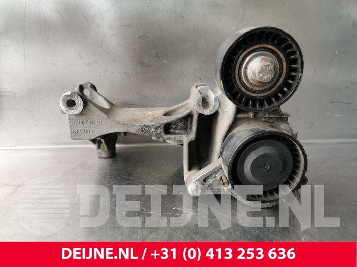 Usagé Support dynamo bas Fiat Talento 1.6 MultiJet Biturbo 115 Prix € 66,55 Prix TTC proposé par van Deijne Onderdelen Uden B.V.