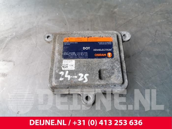 Używane Starter ksenonowy Tesla Model S 85 Cena € 84,70 Z VAT oferowane przez van Deijne Onderdelen Uden B.V.