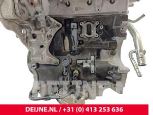 Motor van een Volvo V40 (MV) 2.0 D3 16V 2020