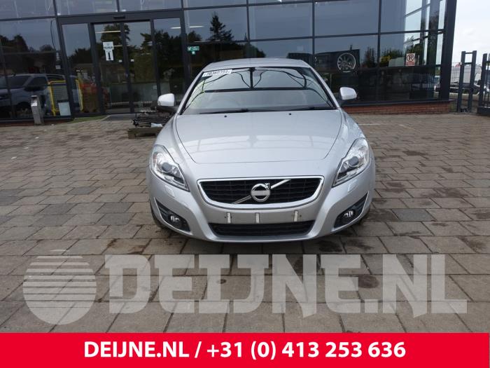Gebrauchte Windschutzscheibe Volvo C70 (MC) 2.0 D 16V Preis € 125,00 Margenregelung angeboten von van Deijne Onderdelen Uden B.V.