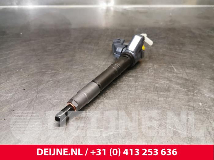 Usagé Injecteurs Volvo V60 Cross Country II (ZZ) 2.0 B4 16V Mild Hybrid AWD Prix € 151,25 Prix TTC proposé par van Deijne Onderdelen Uden B.V.
