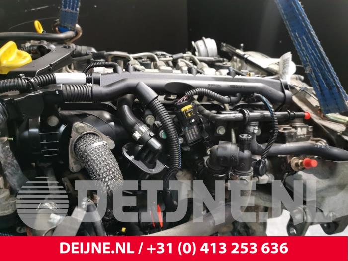 Engine from a Fiat Doblo Cargo (263) 1.6 D Multijet Dualogic 2016