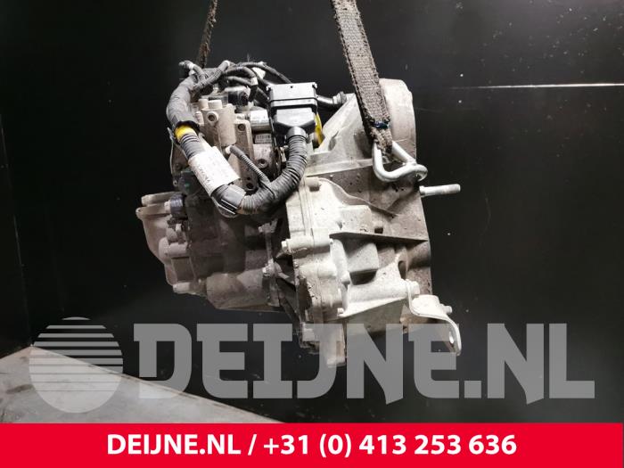 Getriebe van een Fiat Doblo Cargo (263) 1.6 D Multijet Dualogic 2017