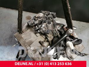 Getriebe van een Fiat Doblo Cargo (263) 1.6 D Multijet Dualogic 2017
