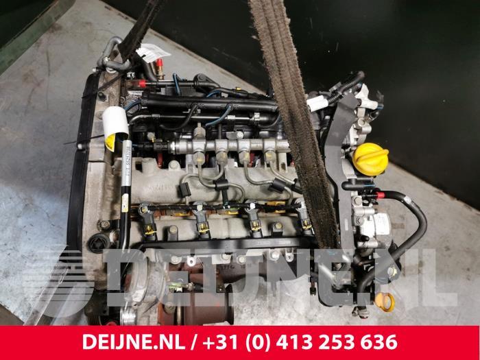 Engine from a Fiat Doblo Cargo (263) 1.6 D Multijet Dualogic 2016