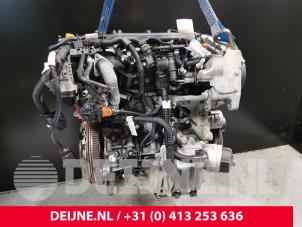Motor van een Fiat Doblo Cargo (263) 1.6 D Multijet Dualogic 2016
