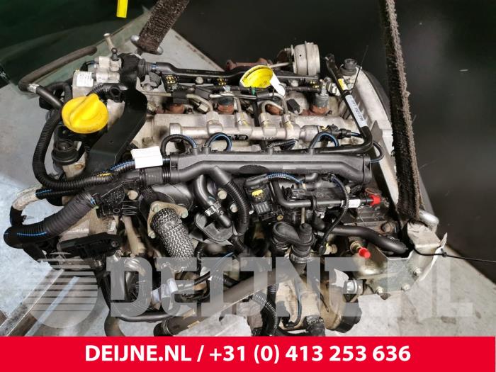 Engine from a Fiat Doblo Cargo (263) 1.6 D Multijet Dualogic 2015