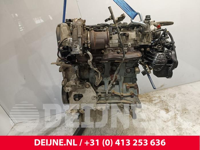 Usados Motor Fiat Doblo Cargo (263) 1.6 D Multijet Dualogic Precio € 1.512,50 IVA incluido ofrecido por van Deijne Onderdelen Uden B.V.