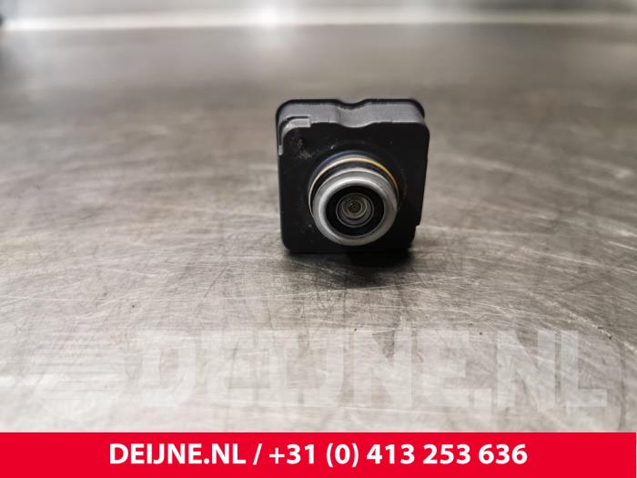 Używane Kamera cofania Citroen Jumpy 2.0 Blue HDI 120 Cena € 193,60 Z VAT oferowane przez van Deijne Onderdelen Uden B.V.