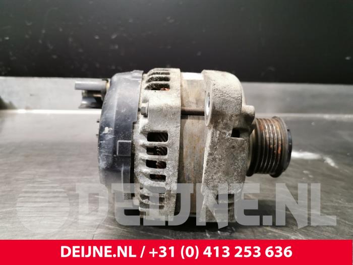Dynamo from a Fiat Doblo Cargo (263) 2.0 D Multijet 2016