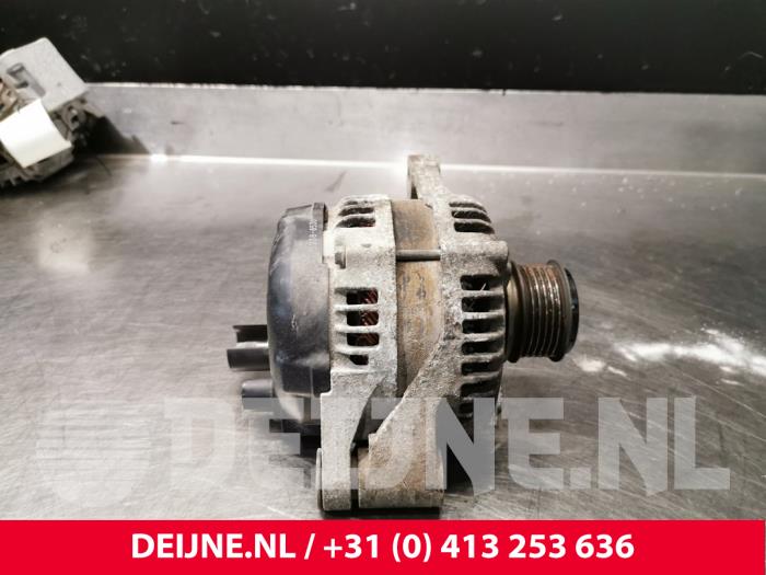 Dynamo from a Fiat Doblo Cargo (263) 2.0 D Multijet 2016