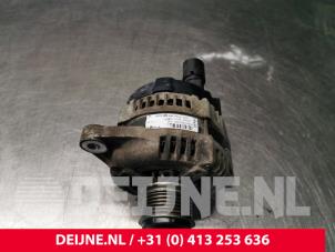 Dynamo van een Fiat Doblo Cargo (263) 2.0 D Multijet 2016