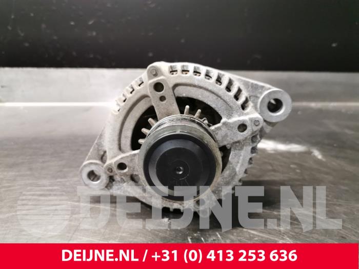 Begagnade Dynamo Fiat Doblo Cargo (263) 2.0 D Multijet Pris € 242,00 Inklusive moms erbjuds av van Deijne Onderdelen Uden B.V.