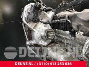 Motor van een Ford Transit Custom 2.0 TDCi 16V Eco Blue 130 mHEV 2020
