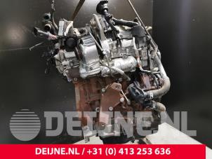 Motor van een Ford Transit Custom 2.0 TDCi 16V Eco Blue 130 mHEV 2020