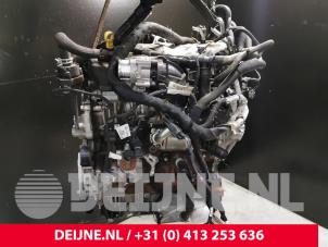 Motor van een Ford Transit Custom 2.0 TDCi 16V Eco Blue 130 mHEV 2020