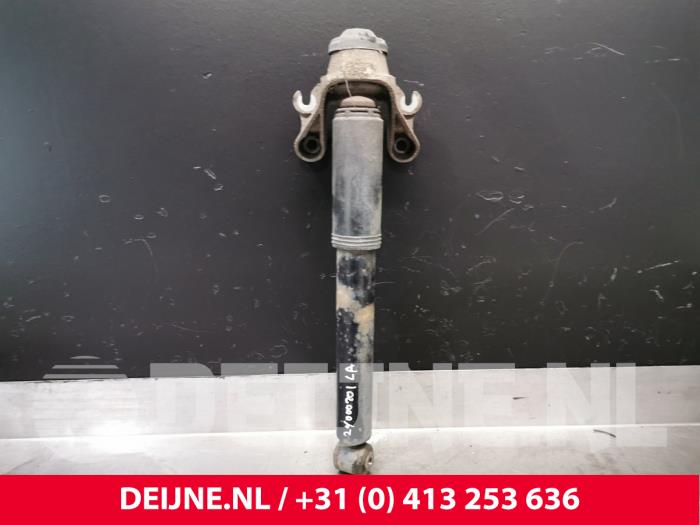 VOLVO XC90 II / XC 60 II FRONT RIGHT AIR SHOCK ABSORBER at best price in Mumbai
