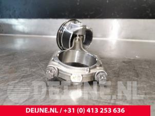 Piston d'un Volvo S90 II 2.0 B6 Mild Hybrid AWD 2024
