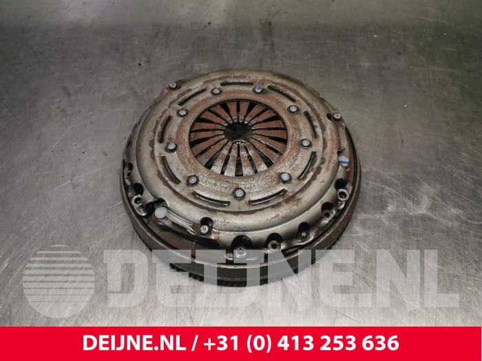 Usagé Kit embrayage (complet) Toyota ProAce City 1.2 VVT-i 110 Prix € 272,25 Prix TTC proposé par van Deijne Onderdelen Uden B.V.