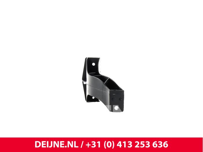 Nya Framdelsstöd Mercedes Vito Pris € 19,36 Inklusive moms erbjuds av van Deijne Onderdelen Uden B.V.