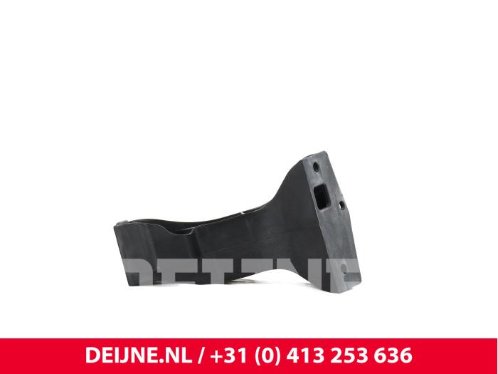 Nya Framdelsstöd Mercedes Vito Pris € 19,36 Inklusive moms erbjuds av van Deijne Onderdelen Uden B.V.