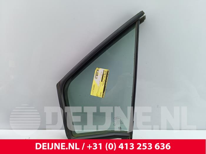 Usados Ventanilla triangular izquierda delante Ford Transit Connect Precio de solicitud ofrecido por van Deijne Onderdelen Uden B.V.