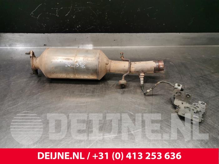 Usagé Catalyseur Ford Transit Custom 2.0 TDCi 16V Eco Blue 130 mHEV Prix € 393,25 Prix TTC proposé par van Deijne Onderdelen Uden B.V.