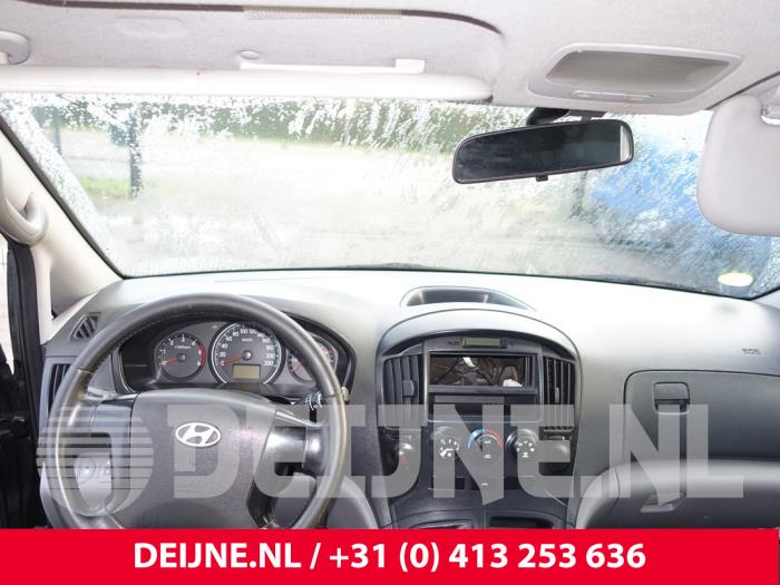 Używane Panel Hyundai H-300 2.5 CRDi Cena na żądanie oferowane przez van Deijne Onderdelen Uden B.V.