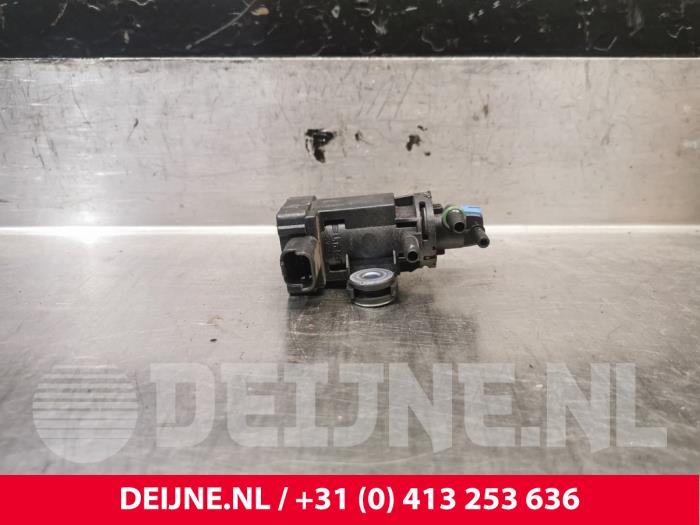 Usagé Régulateur pression turbo Citroen Jumpy 2.0 Blue HDI 120 Prix € 60,50 Prix TTC proposé par van Deijne Onderdelen Uden B.V.