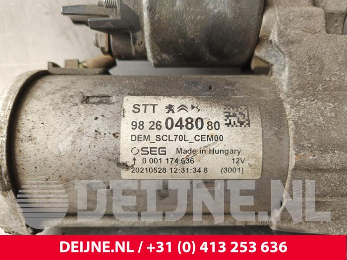 Startmotor från en Citroën Jumper (U9) 2.2 Blue HDi 140 2021