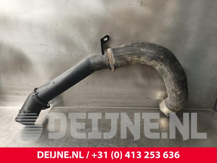 Gebrauchte Intercooler Rohr Lynk &amp; Co 01 1.5 PHEV Preis € 48,40 Mit Mehrwertsteuer angeboten von van Deijne Onderdelen Uden B.V.