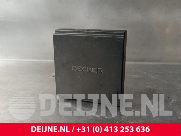 Usagé Module navigation Mercedes Vito (447.6) 1.6 111 CDI 16V Prix € 211,75 Prix TTC proposé par van Deijne Onderdelen Uden B.V.