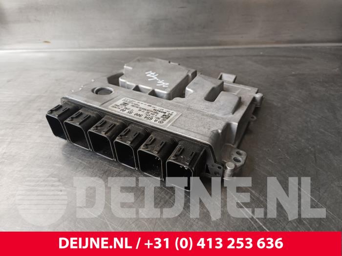 Used Engine management computer Mercedes Sprinter 3,5t (907.6/910.6) 319 CDI 2.0 D RWD Price € 363,00 Inclusive VAT offered by van Deijne Onderdelen Uden B.V.