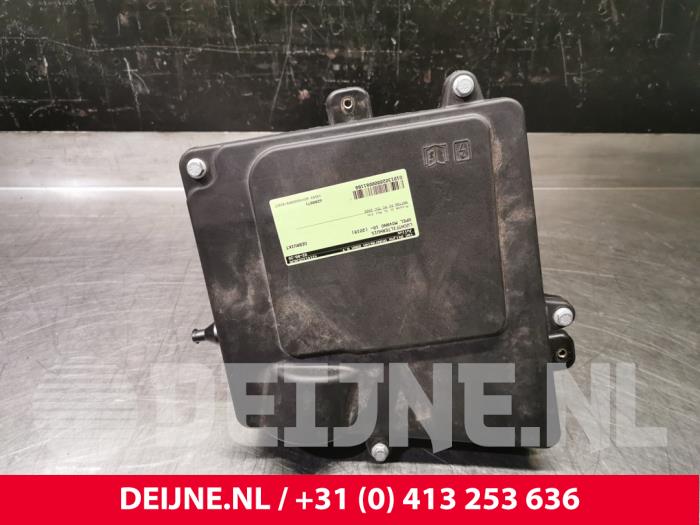 Gebrauchte Luftfiltergehäuse Opel Movano 2.3 CDTi 16V FWD Preis € 90,75 Mit Mehrwertsteuer angeboten von van Deijne Onderdelen Uden B.V.