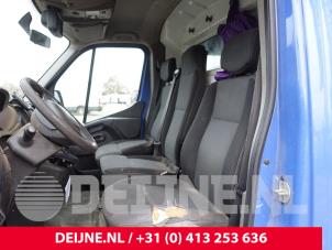 Begagnade Säte, vänster Renault Master III (FV) 2.3 dCi 125 16V FWD Pris € 181,50 Inklusive moms erbjuds av van Deijne Onderdelen Uden B.V.