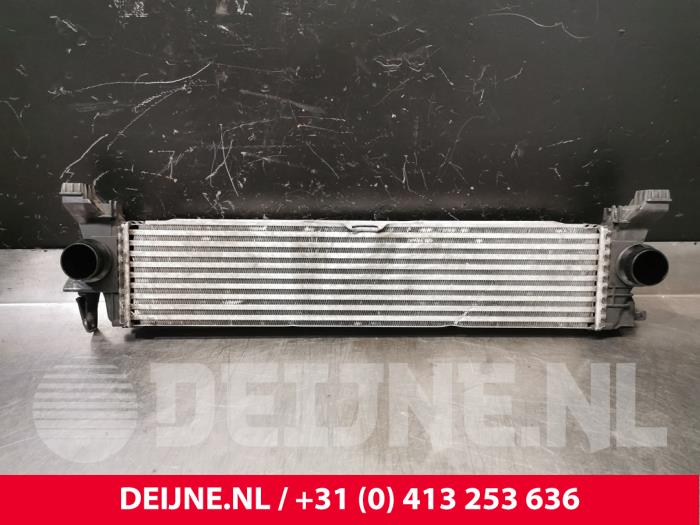 Usados Intercooler Mercedes Vito (447.6) 1.6 111 CDI 16V Precio € 96,80 IVA incluido ofrecido por van Deijne Onderdelen Uden B.V.