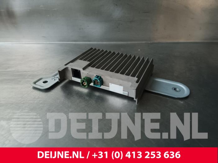 Begagnade Bluetooth-modul Lynk &amp; Co 01 1.5 PHEV Pris € 121,00 Inklusive moms erbjuds av van Deijne Onderdelen Uden B.V.