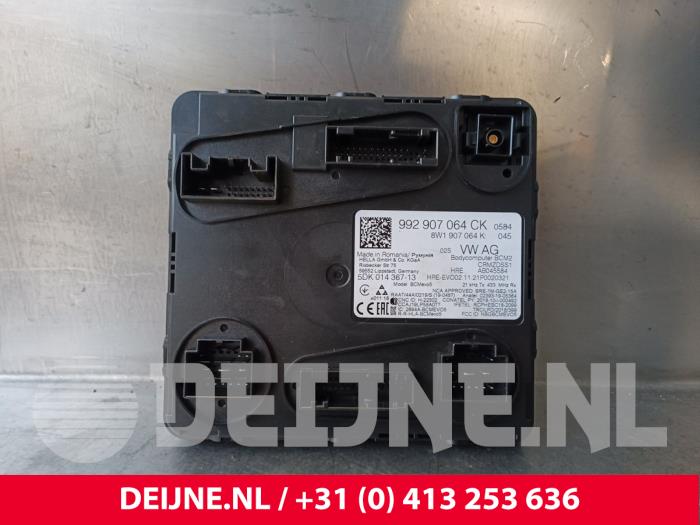 Gebrauchte Steuergerät Body Control Porsche Taycan Cross Turismo (Y1B) 4S Performance Battery Plus Preis € 350,90 Mit Mehrwertsteuer angeboten von van Deijne Onderdelen Uden B.V.