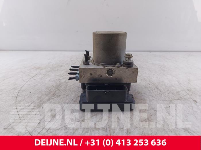 Begagnade ABS-pump Mercedes Vito (447.6) 1.6 111 CDI 16V Pris € 84,70 Inklusive moms erbjuds av van Deijne Onderdelen Uden B.V.