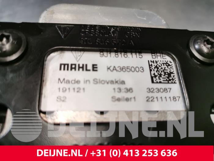 Echangeur de chaleur d'un Porsche Taycan Cross Turismo (Y1B) 4S Performance Battery Plus 2022