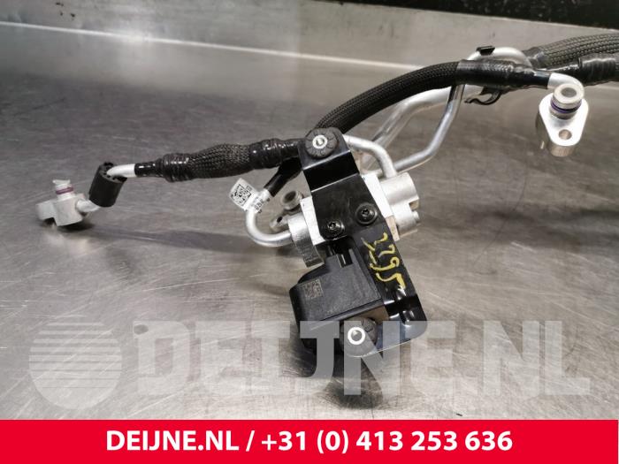 Echangeur de chaleur d'un Porsche Taycan Cross Turismo (Y1B) 4S Performance Battery Plus 2022