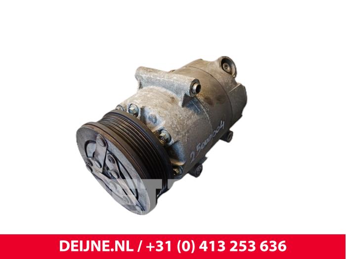 Usagé Pompe clim Volvo V70 (BW) 1.6 T4 16V Prix € 120,00 Règlement à la marge proposé par van Deijne Onderdelen Uden B.V.