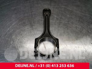 Begagnade Vevstake Volvo XC60 II (UZ) 2.0 T5 16V Pris € 121,00 Inklusive moms erbjuds av van Deijne Onderdelen Uden B.V.
