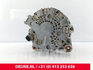 Dynamo van een Volvo V40 (MV) 2.0 D2 16V 2018