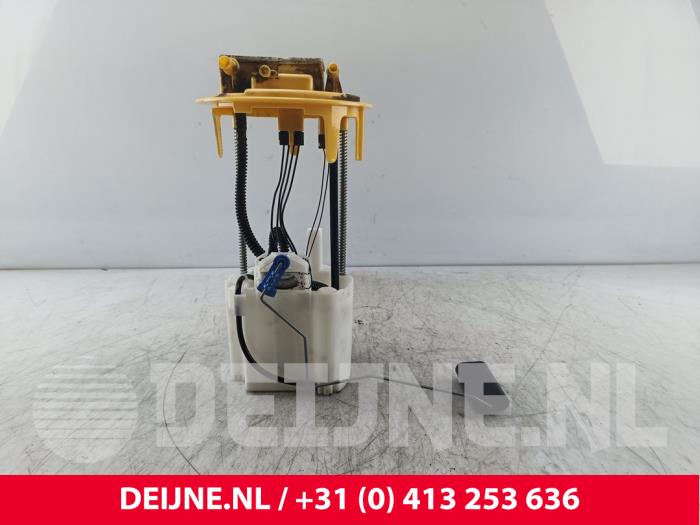 Usagé Pompe à carburant Ford Transit Custom 2.0 TDCi 16V Eco Blue 170 Prix € 96,80 Prix TTC proposé par van Deijne Onderdelen Uden B.V.